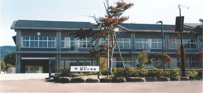 朝日小学校校舎の写真