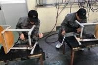 中学校の備品修理