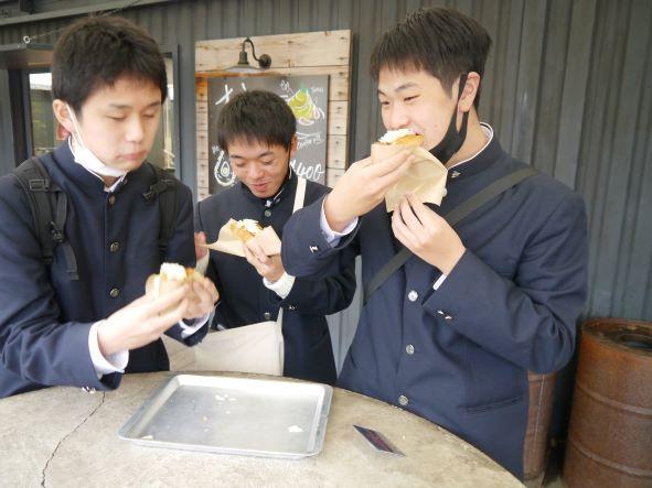 絶品ホットドッグ