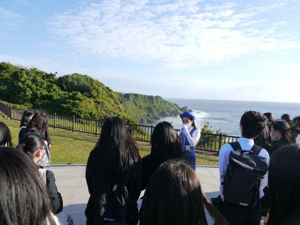 南の海を見つめて