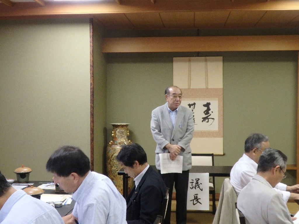 河崎会長による開会挨拶