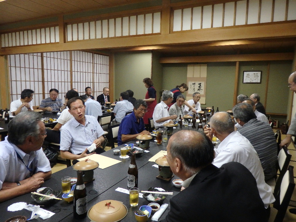 懇親会の様子