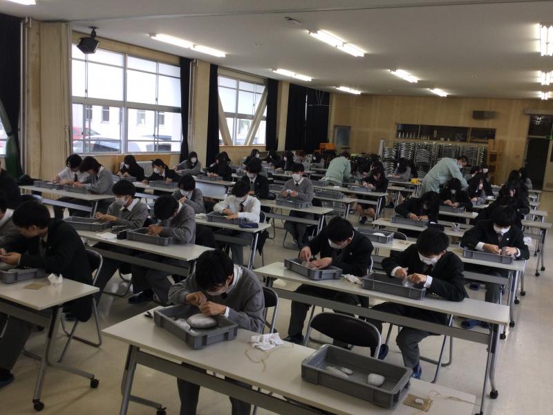 角を削りながた丸くしている