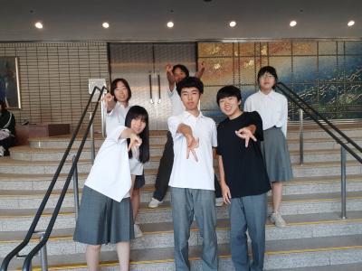 上演直後にパチリ