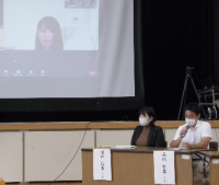 卒業生と語る会