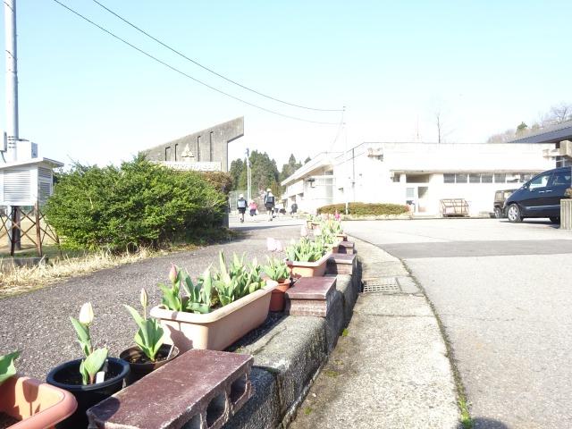 o 津幡町立笠野小学校