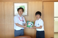 サッカーボール寄贈