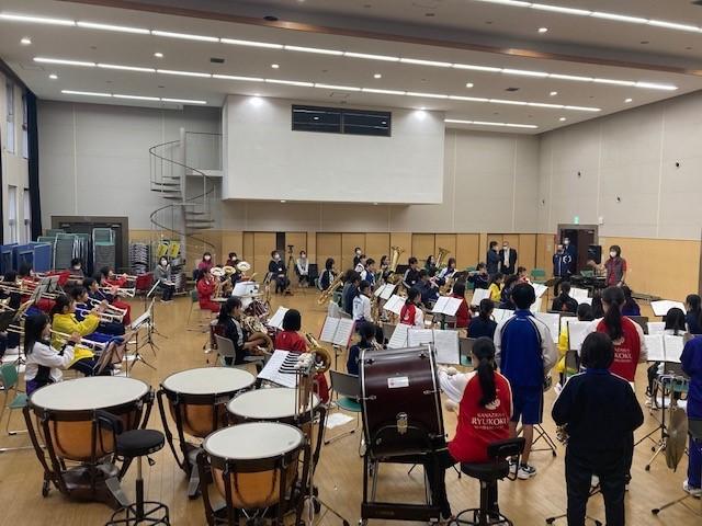 緒形まゆみ先生による合奏指導