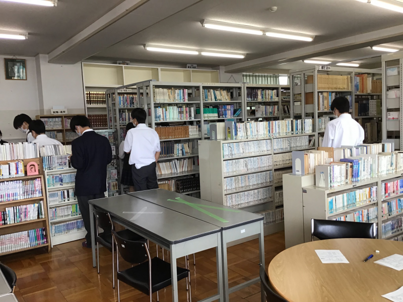 本探しゲームの模様