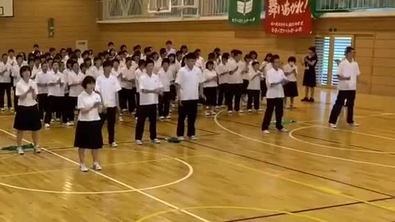 緑丘中応援団より皆さんにエールを送ります。