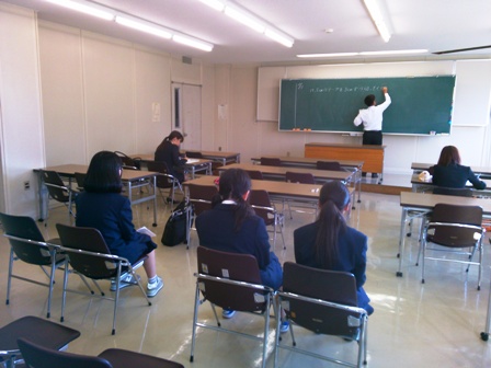 算数の模擬授業を参観