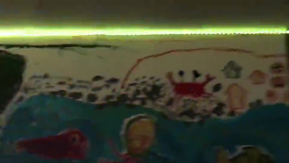 トンネルアートをライトアップ