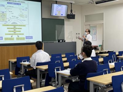 富山大学　杉谷キャンパスでの講義