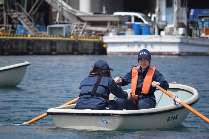 手漕ぎボート実習