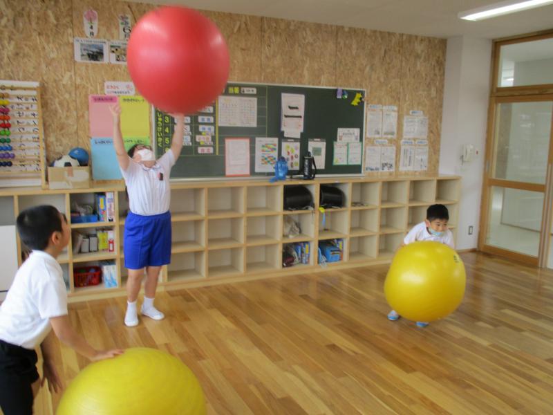 みんなでバランスボール