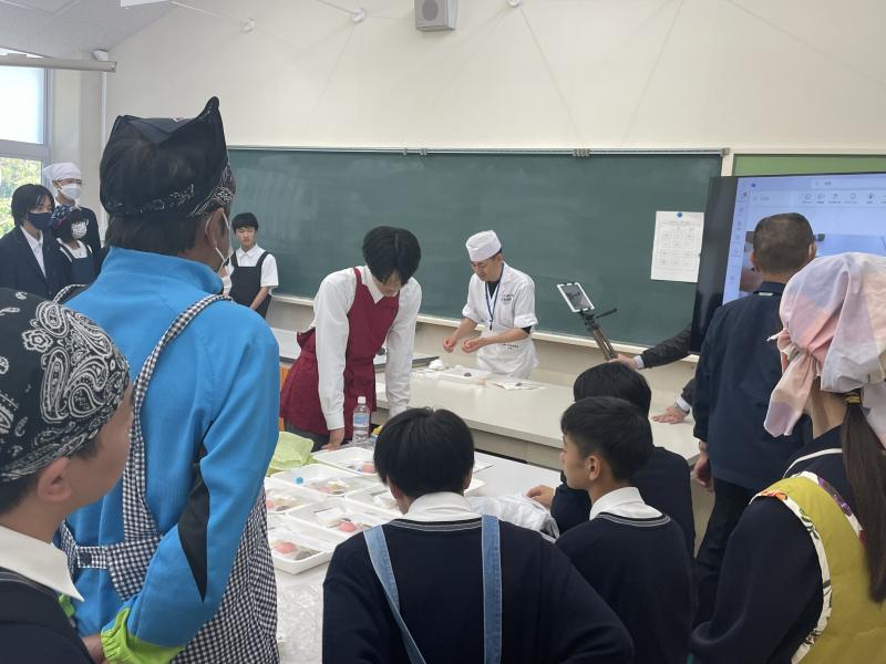 お菓子作り体験（１年生）