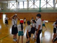 はい、いいえでお題を当てられるかな？