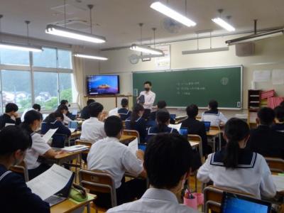 トップページ - 白山市立鳥越中学校