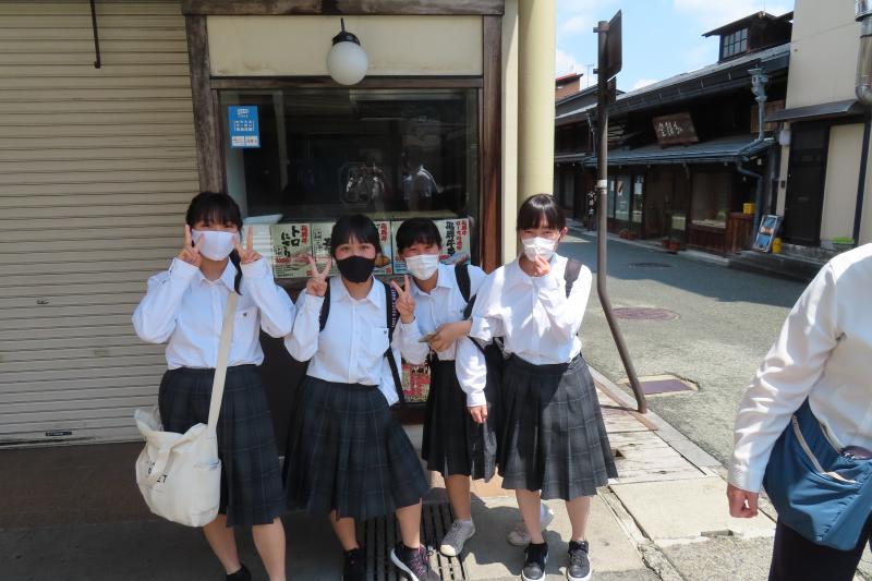 高山市内探索の様子です。