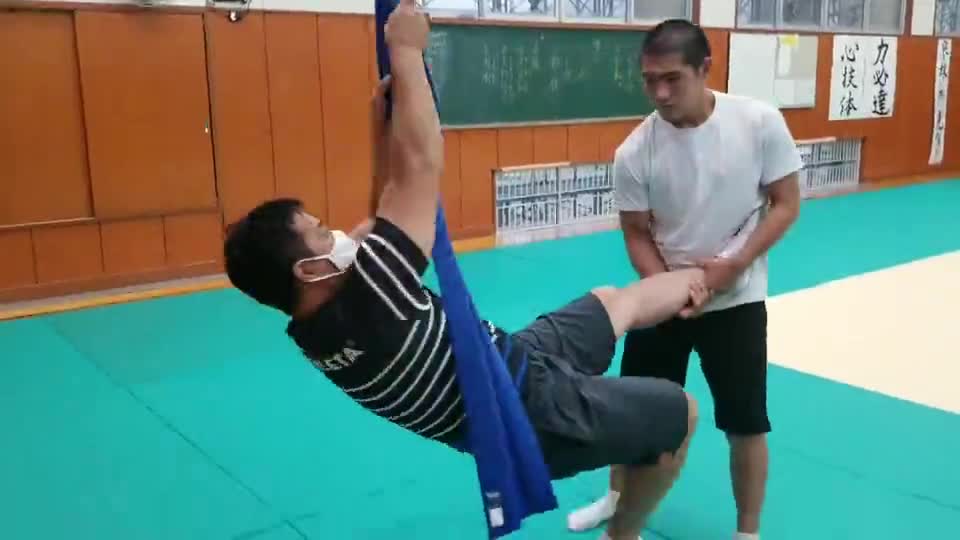 ロープ大外刈り